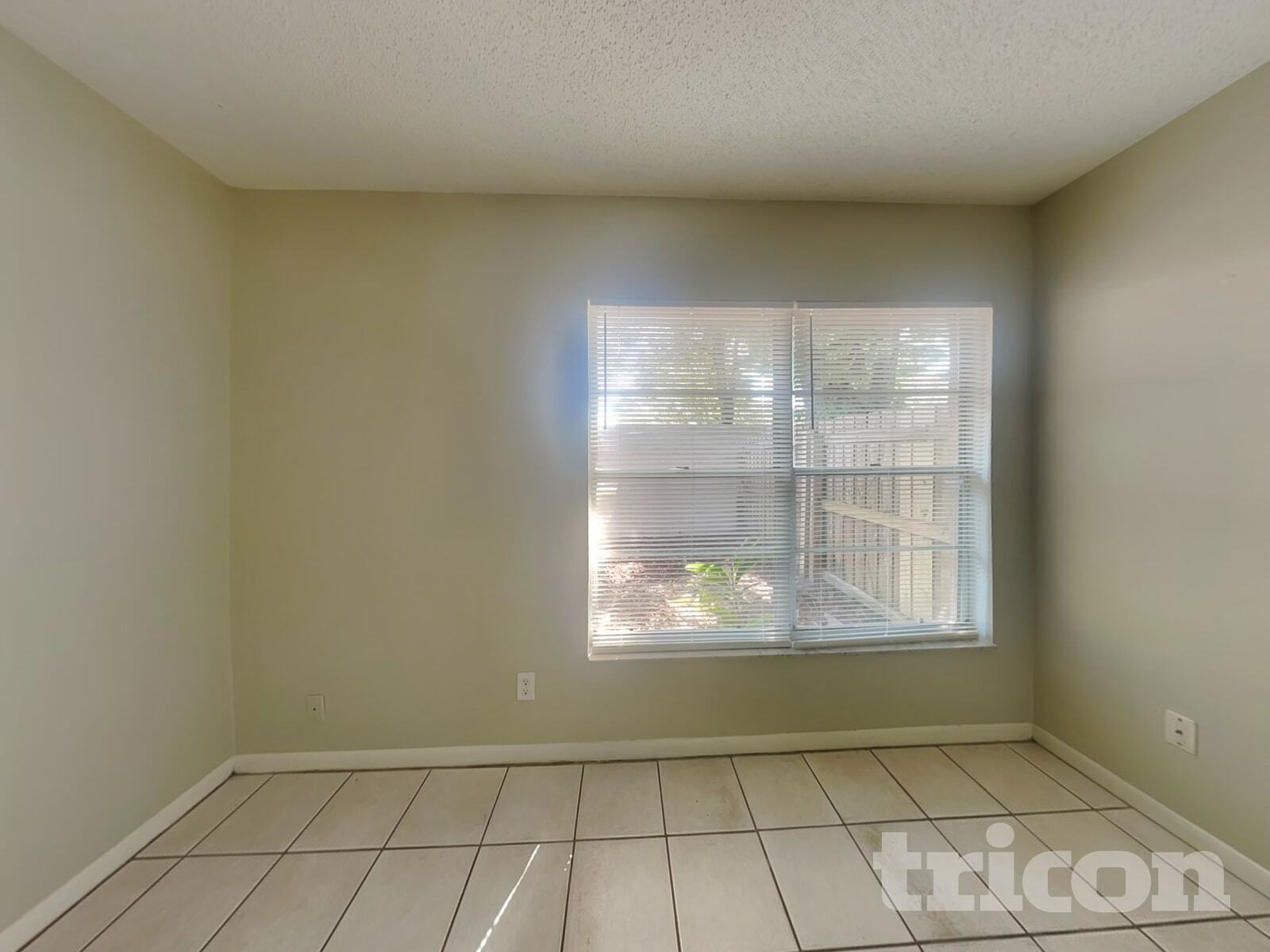 Building Photo - 3206 Shady Glen Cir