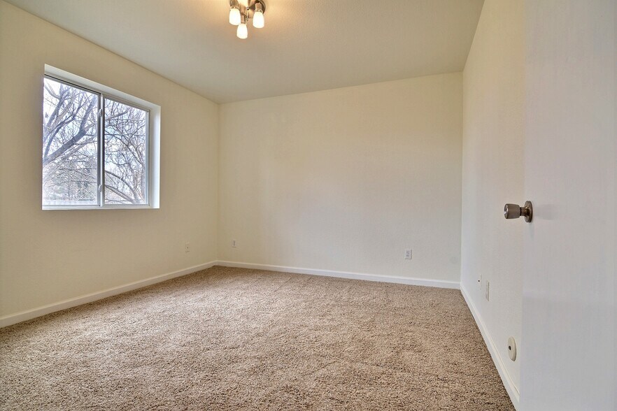 bedroom 2 - 3210 W County Rd 52 E