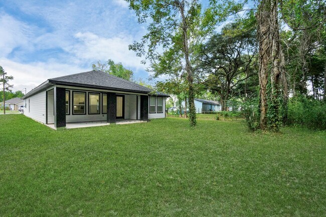 Building Photo - 519 Lovers Ln