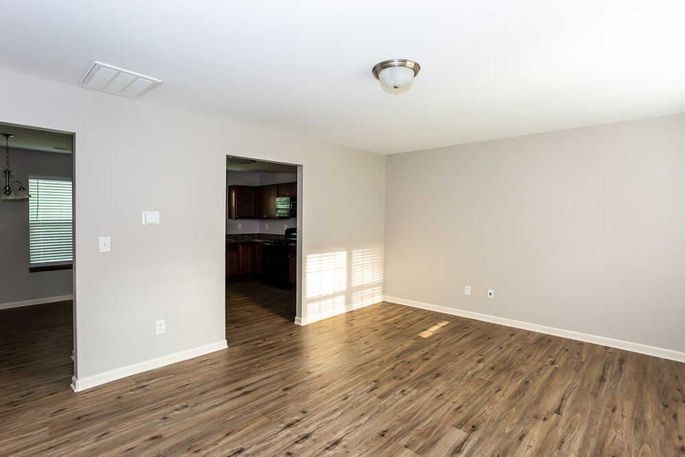 Building Photo - 338 Olde North Church Dr