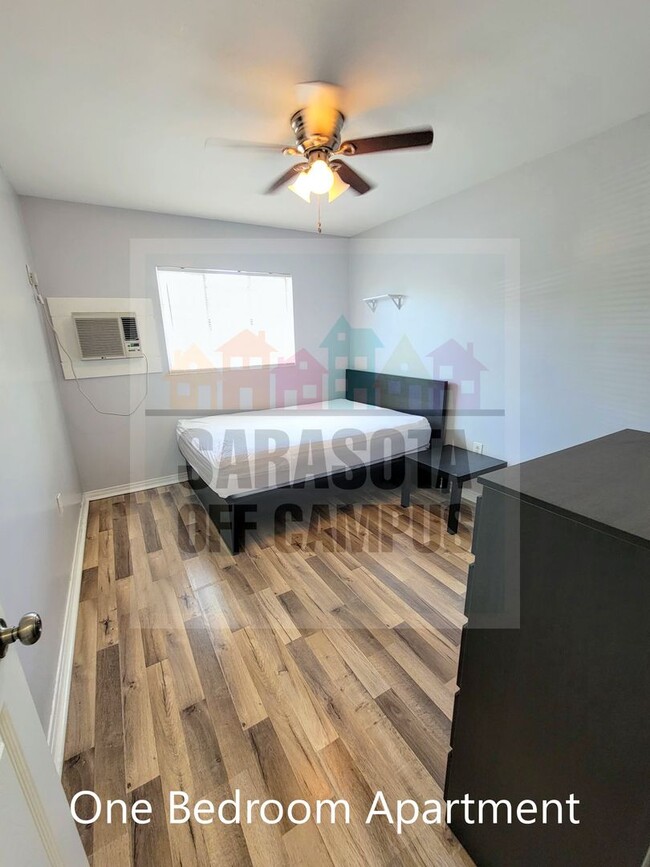 Building Photo - 946 40th St