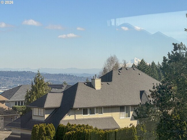 Building Photo - 13923 SW Mistletoe Dr