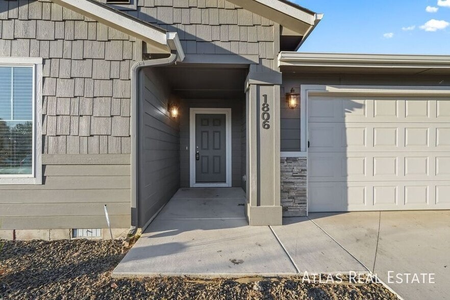 Building Photo - 1806 E Eddington St