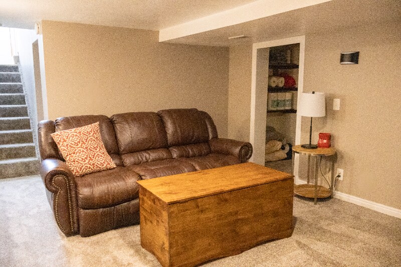 Building Photo - 748 N 100 E