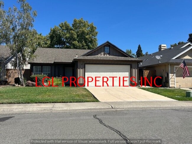 Primary Photo - Very Nice Roseville 3 Bedroom 2 Bath Home