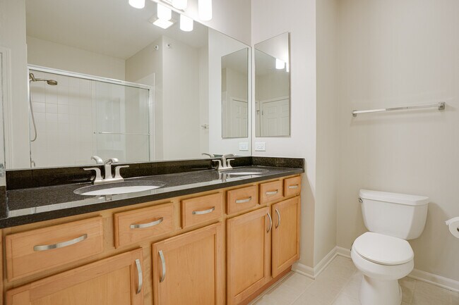 Building Photo - 1781 Tudor Ln