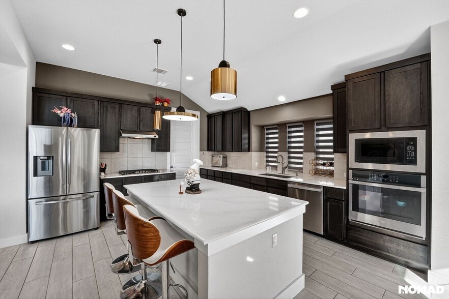 Building Photo - 1809 Shoshone Ct