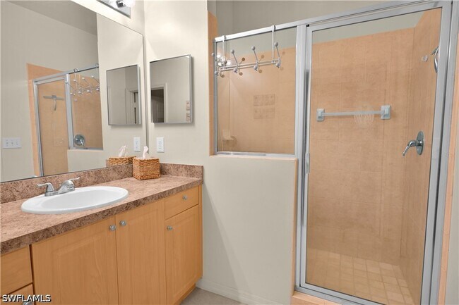 Building Photo - 15979 Mandolin Bay Dr