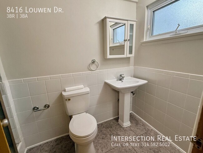 Building Photo - 8416 Louwen Dr