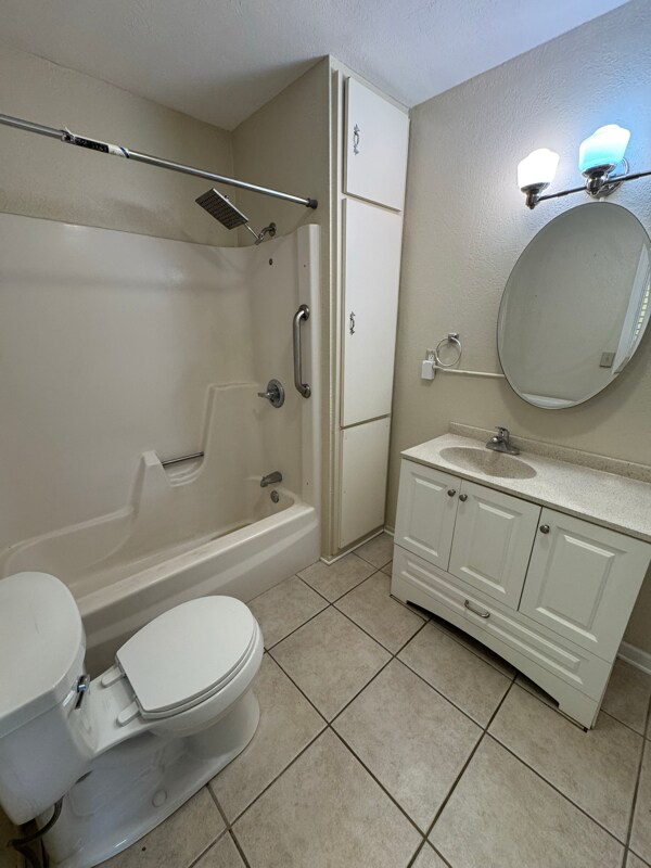 Building Photo - 17270 E Peach Tree Rd