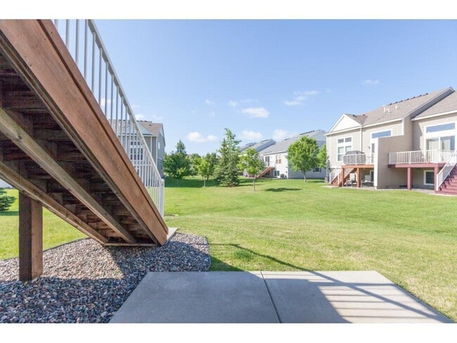 Building Photo - 7134 Merrimac Ln N