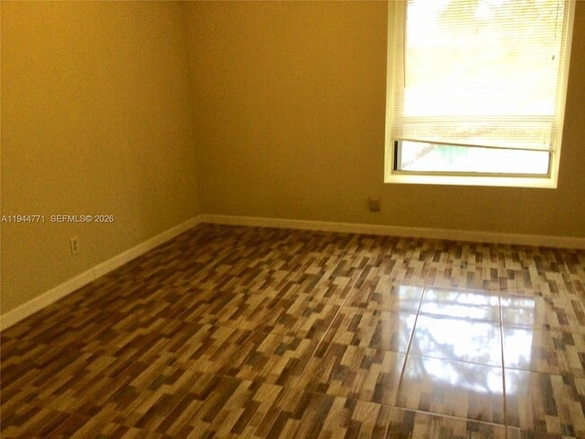 Building Photo - 4722 NW 82nd Ave