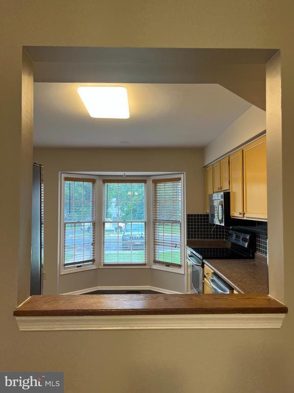 Building Photo - 1049 Wingate Ct