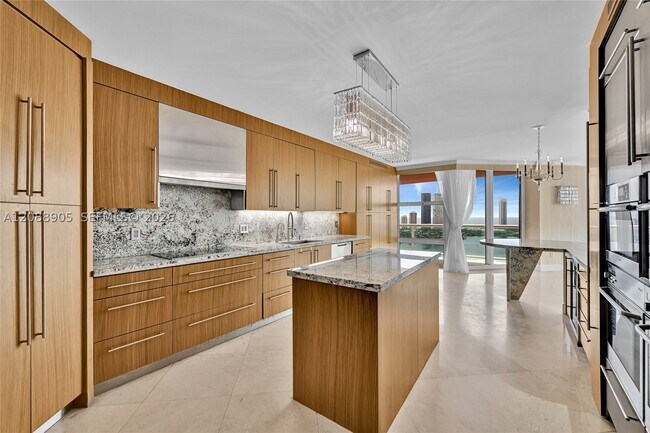 Building Photo - 3370 Hidden Bay Dr