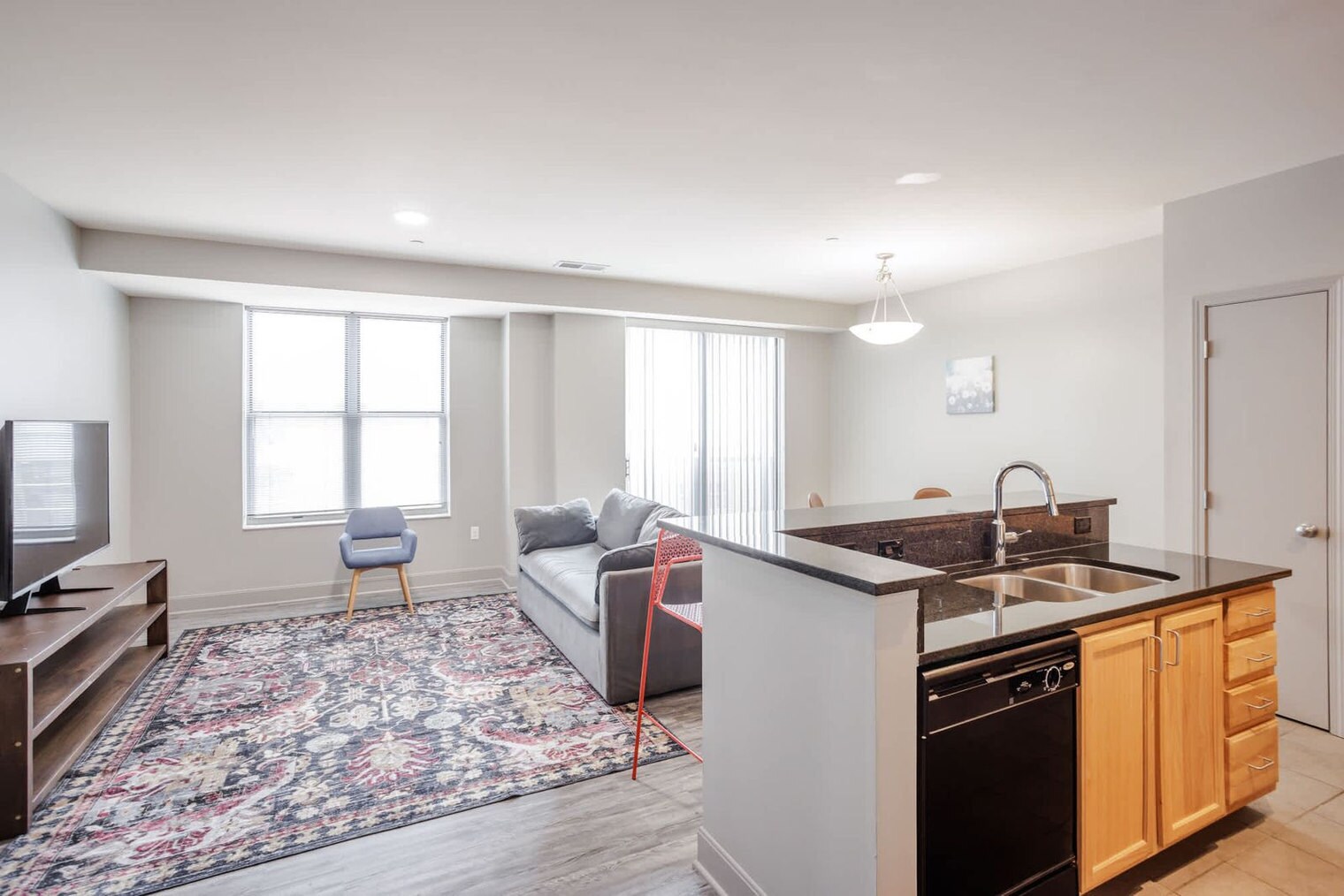 Building Photo - 121 E Freedom Way