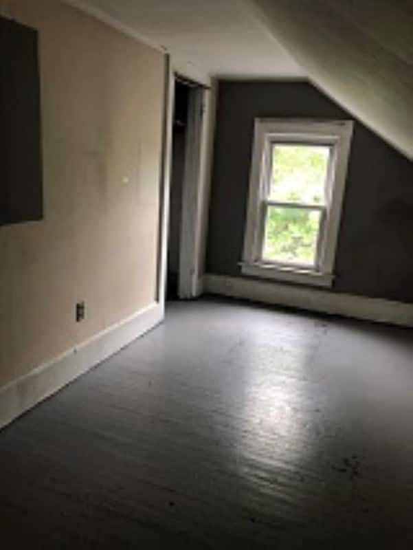 Building Photo - 26 S Oakwood Terrace