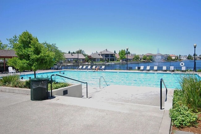 Building Photo - Great home in Elk Grove!