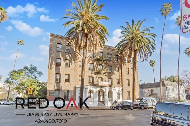 Building Photo - 400-404 S Kenmore Ave