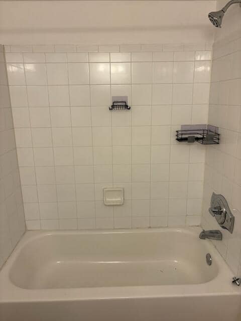 Building Photo - 800 N Fiske Blvd