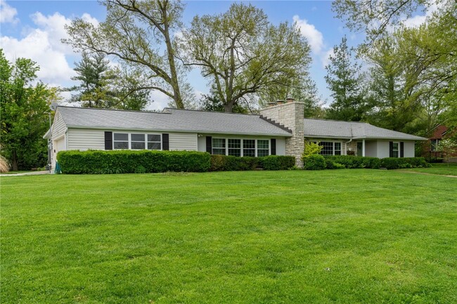 Primary Photo - 31 S Tealwood Dr