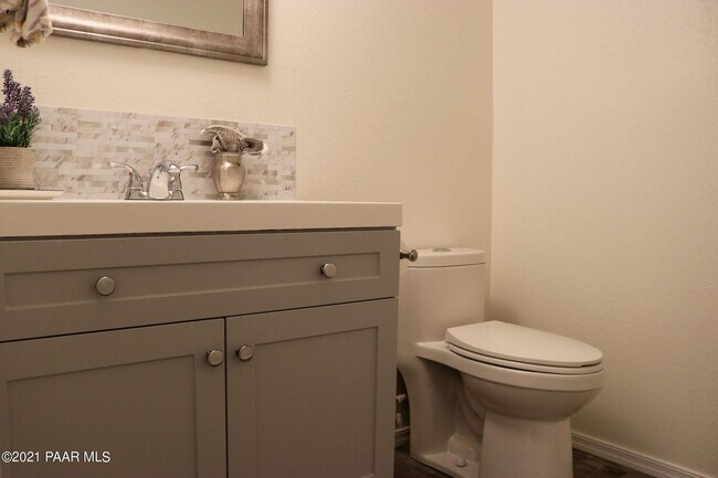 Building Photo - 2-Story Two Bedroom Townhouse West Prescott