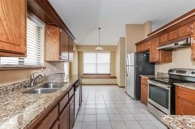 Building Photo - 11233 Cimarron Dr
