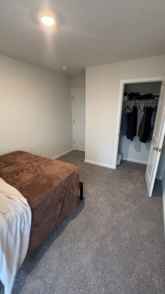 Building Photo - 325 Chapelwood Way