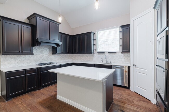 Building Photo - 1803 Pepper Grove Ln