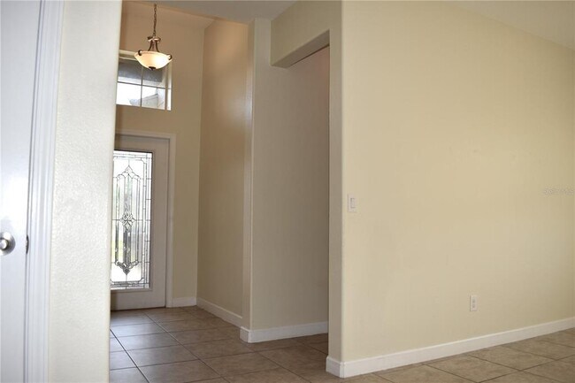 Building Photo - 1106 Lattimore Dr