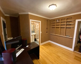 Building Photo - 628 Blanton St