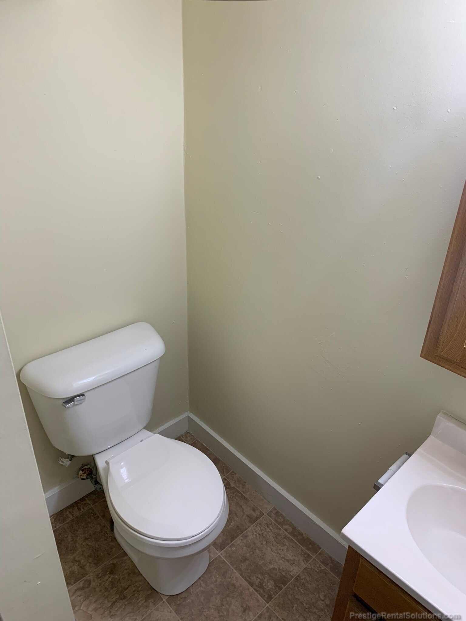 Building Photo - 654 Washington St