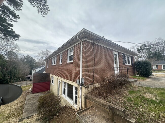 Building Photo - 141 Dublin Ct
