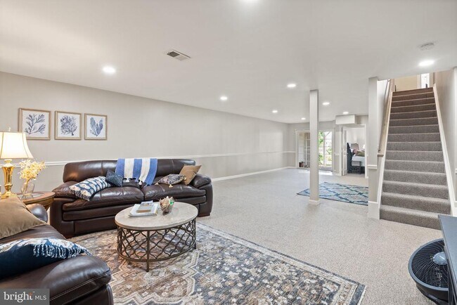 Building Photo - 13508 Tallyrand Way