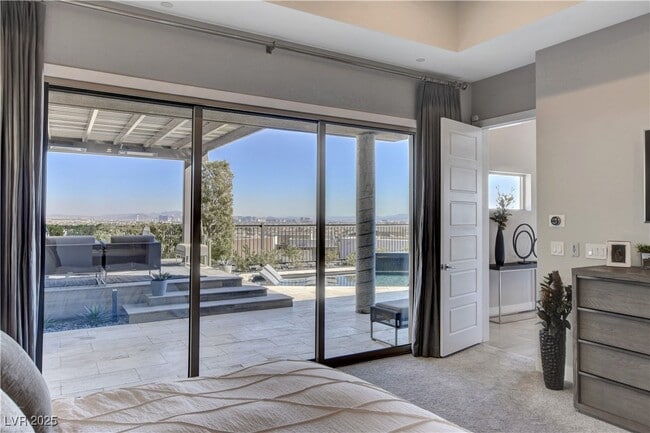 Building Photo - 6300 Clovis Point St