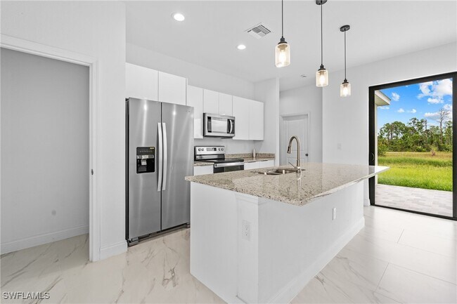 Building Photo - 933 Gleason St