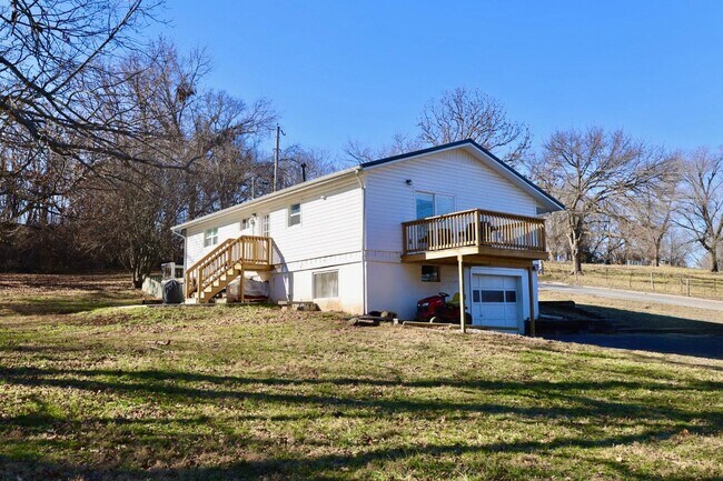 Building Photo - 3 Bed 3 Bath Ozark, MO
