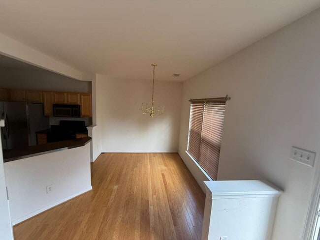 Building Photo - 9903 Magnolia Pointe Ct