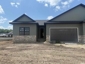 Building Photo - 1703 Blenheim Dr