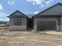 Building Photo - 1703 Blenheim Dr