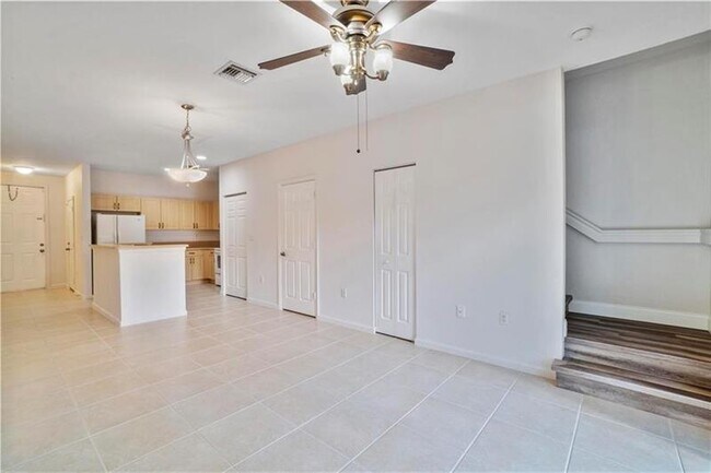 Building Photo - 6373 Landings Way