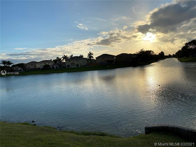 Building Photo - 20950 SW 87th Ave