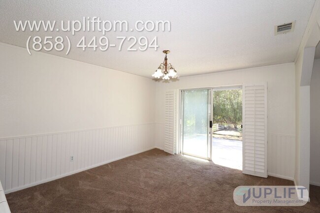 Building Photo - 15938 Caras Ct