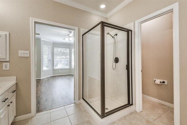 Building Photo - 24031 Bonnamere Ln