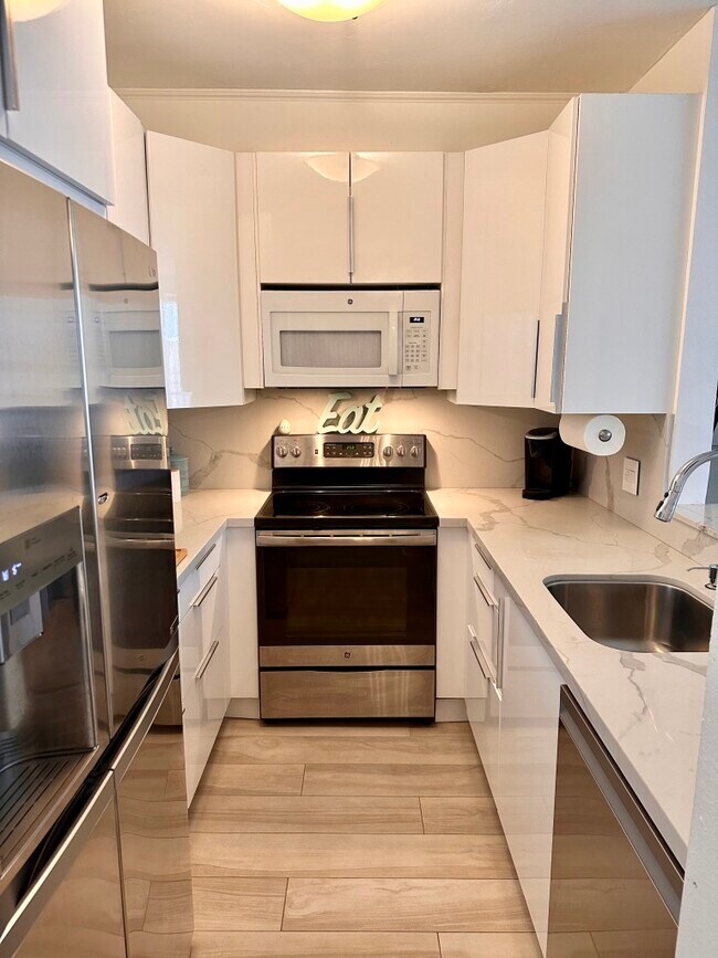 Kitchen - 23901 Civic Center Way