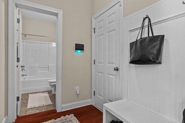 Building Photo - 34 Coswell Ct