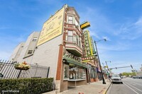 Building Photo - 3216 W North Ave