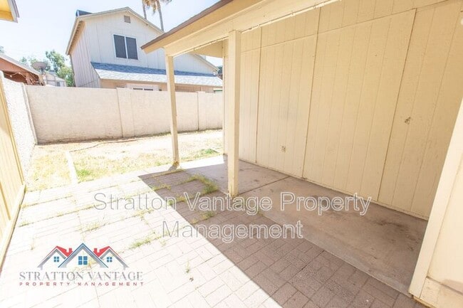 Building Photo - 1915 S 39th St