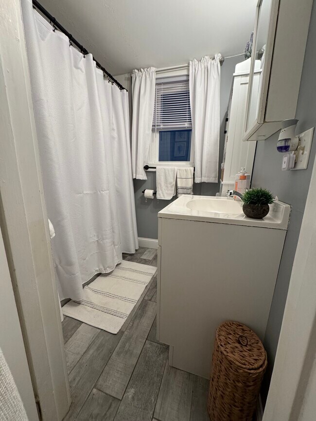 Building Photo - JNB Wood Properites LLC