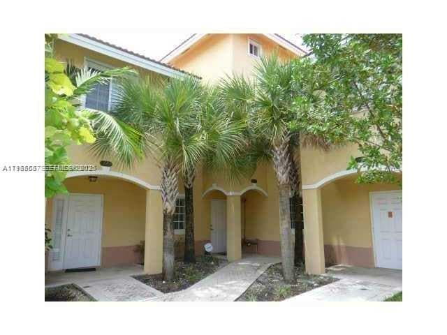 Building Photo - 2022 NE 167th St