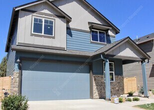 Building Photo - Home in Desirable Stone Creek – Close to t...